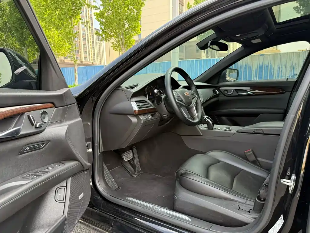 Cadillac CT6 — миниатюра 4