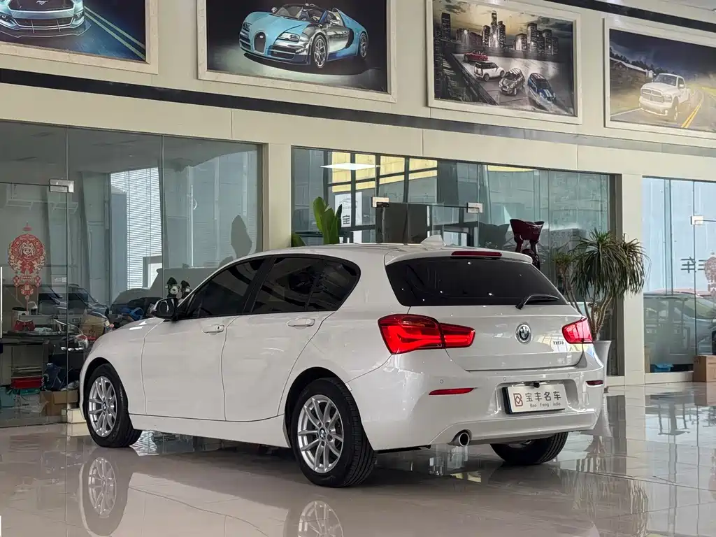 BMW 1 Series (Import) — миниатюра 13