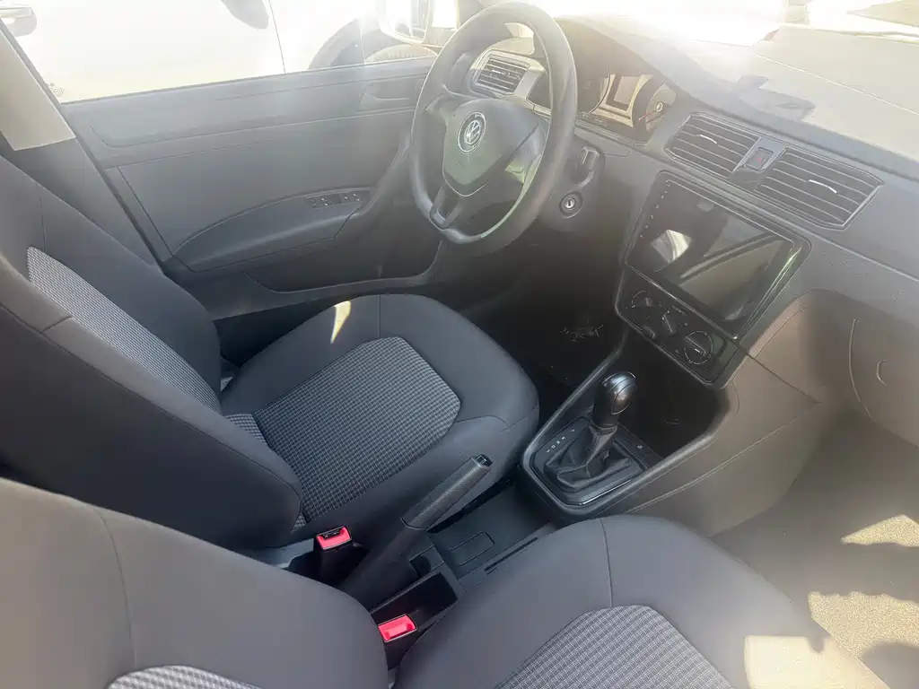 Volkswagen Santana 2021 1.5L AT Comfort