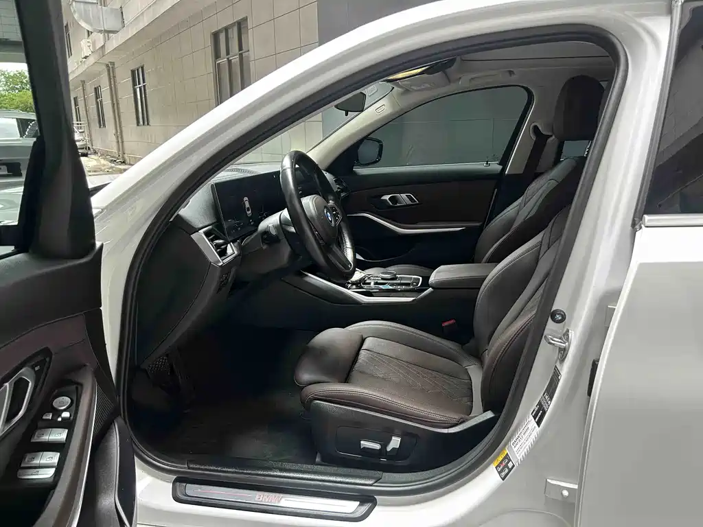 BMW i3 — миниатюра 16