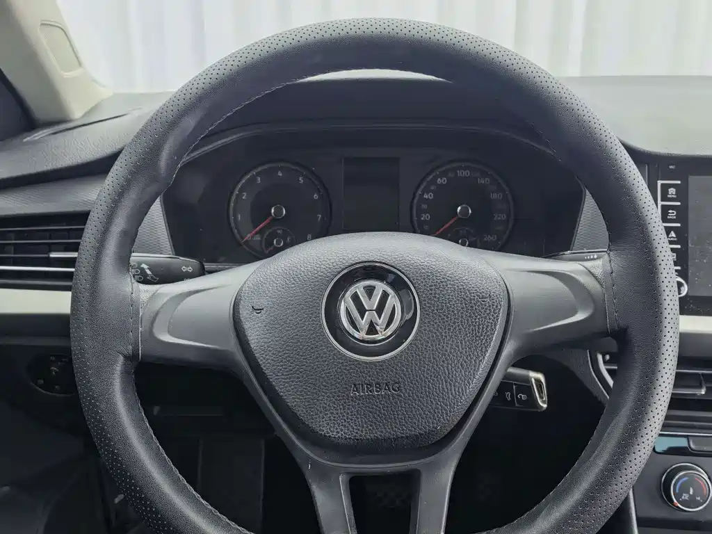 Volkswagen Lavida — миниатюра 12