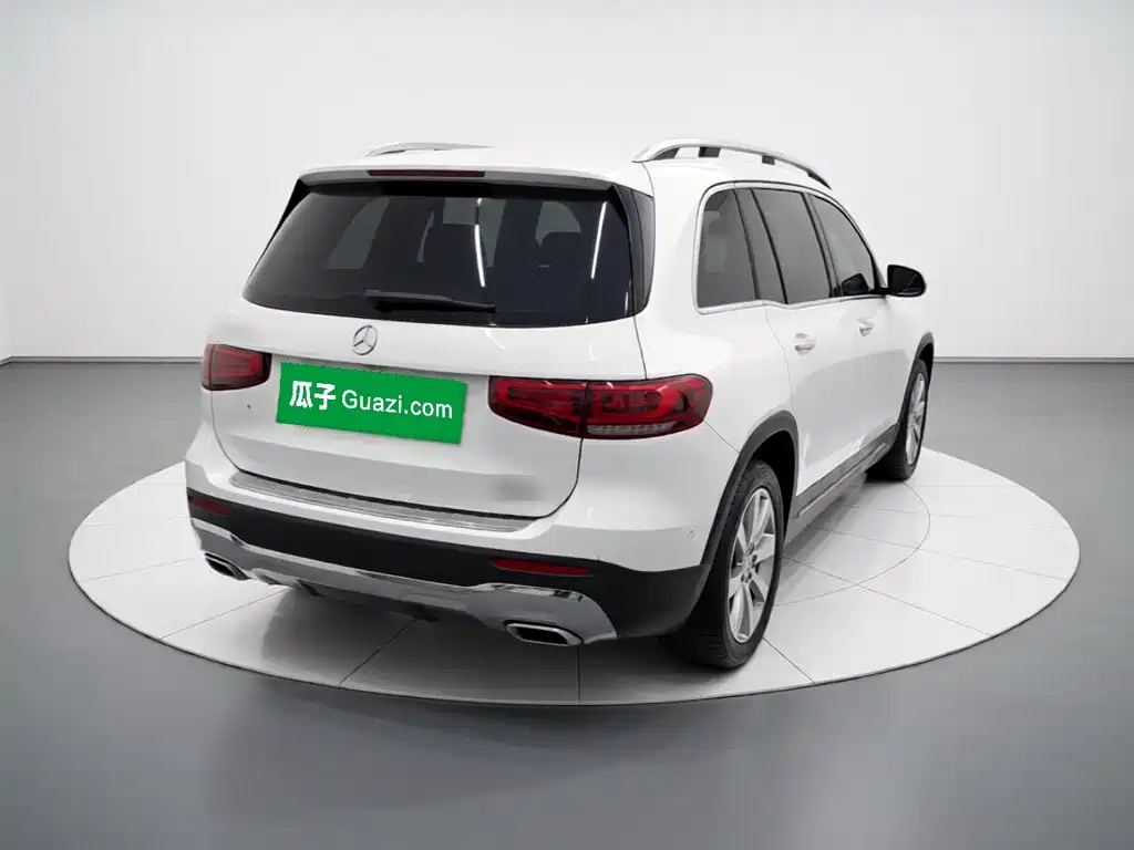 Mercedes-Benz GLB — миниатюра 6