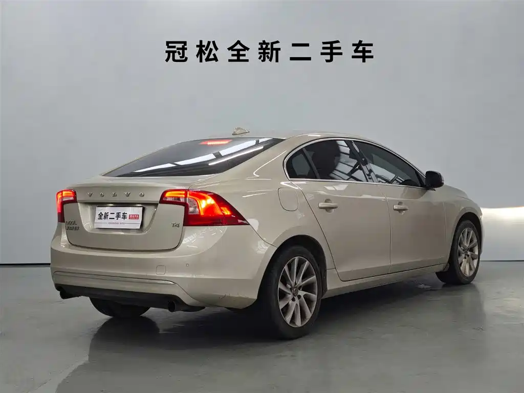 Volvo S60 2017 S60L T4