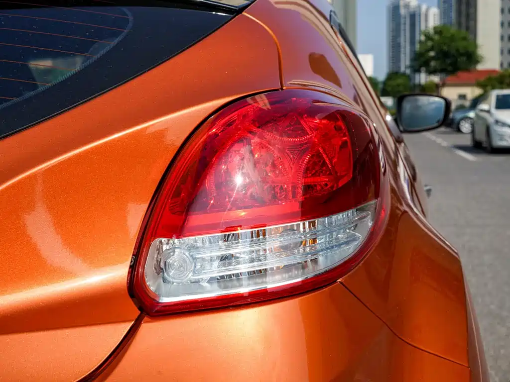 Hyundai Veloster — миниатюра 8