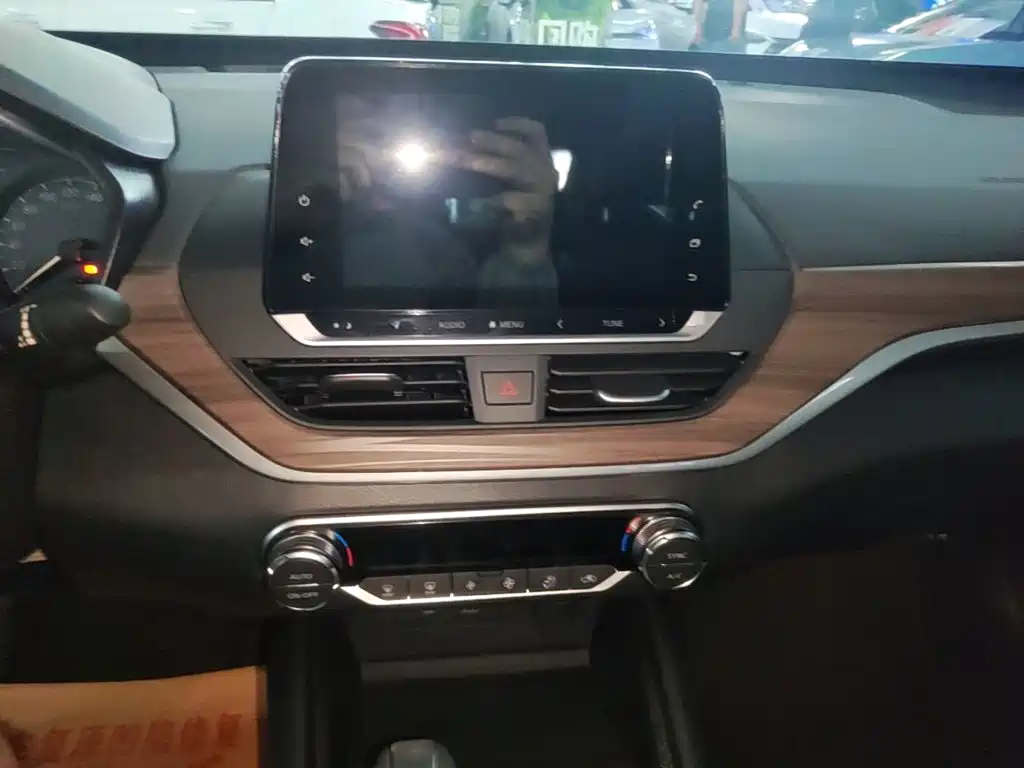Nissan Teana — миниатюра 13