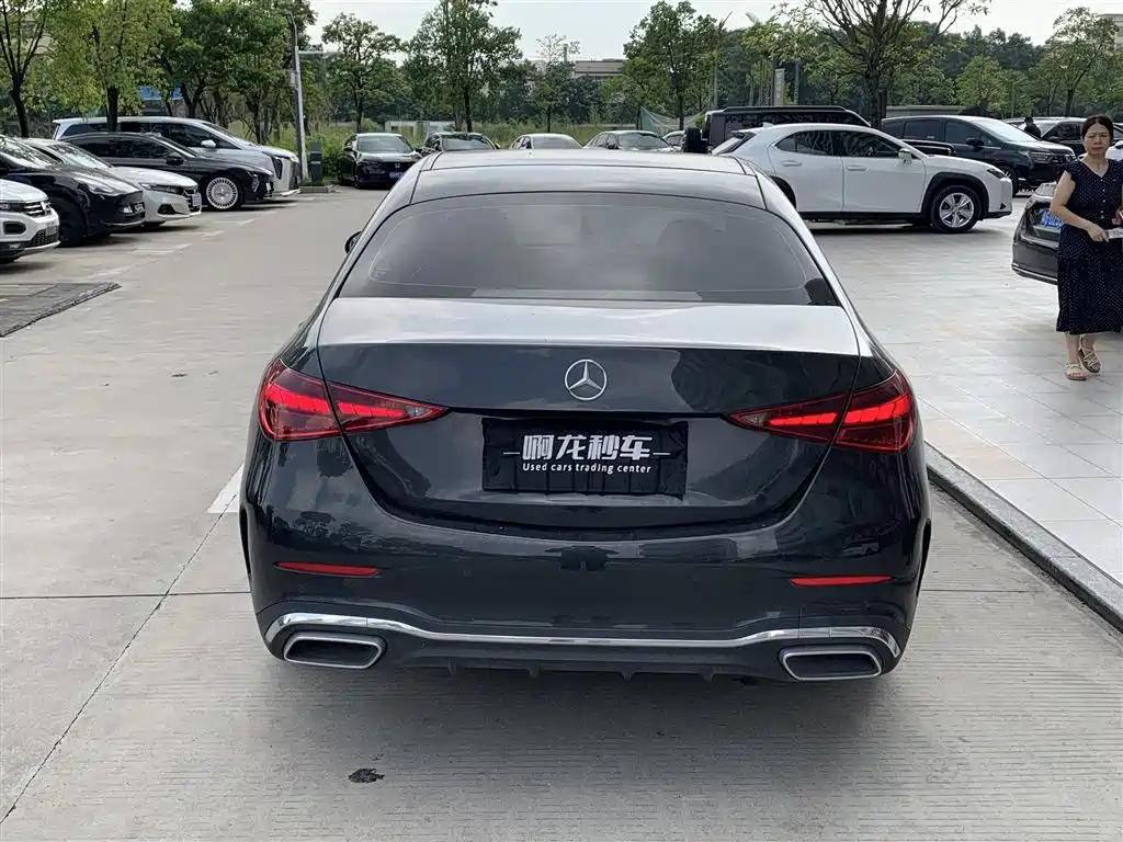Mercedes-Benz C-Class — миниатюра 7