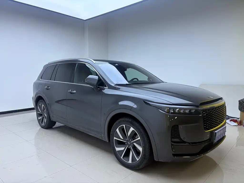 Li Auto ONE 2021 6 мест