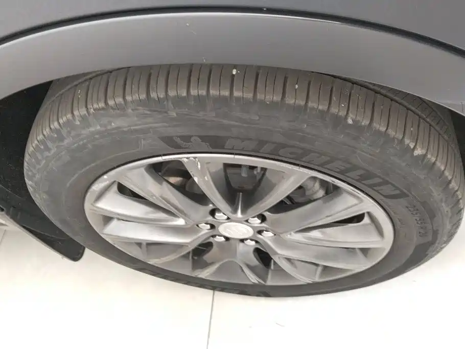 Buick Enclave — миниатюра 6