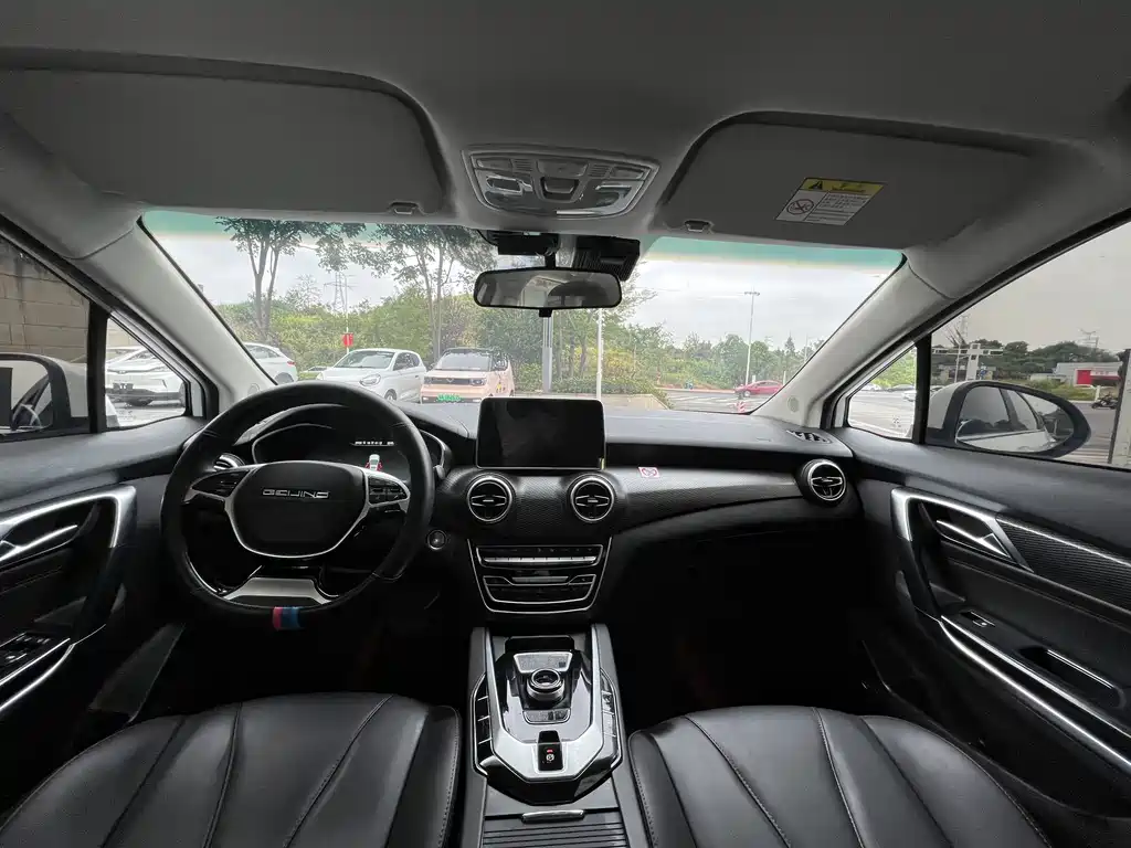 BAIC EU5 — миниатюра 8