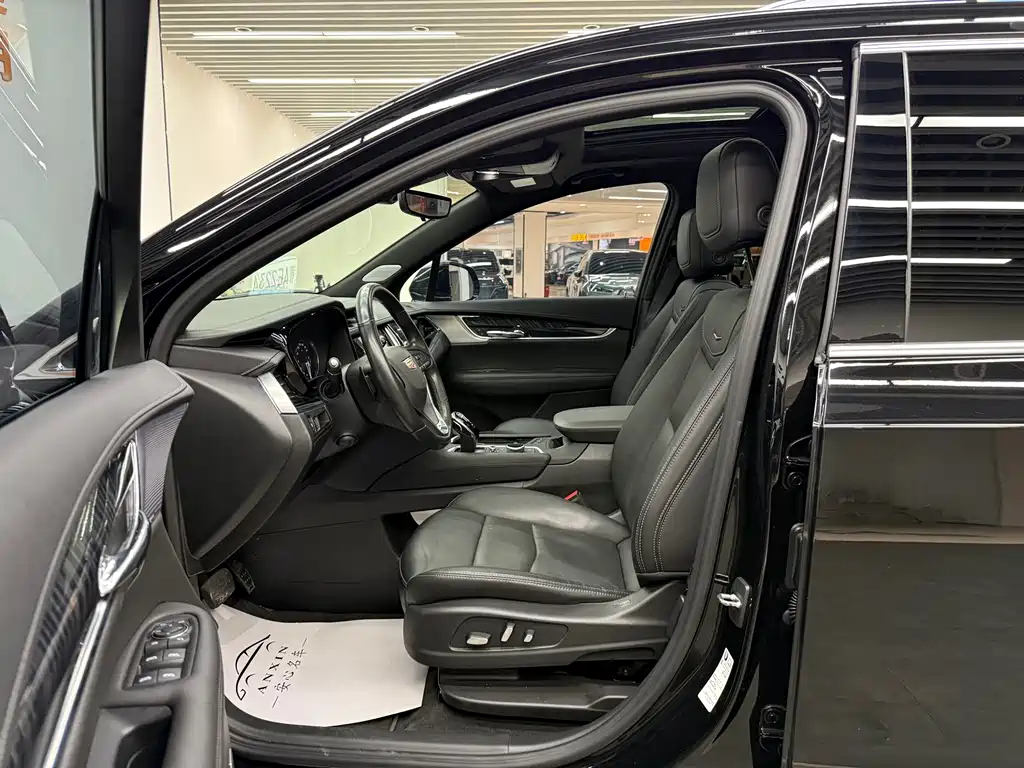 Cadillac XT6 — миниатюра 6