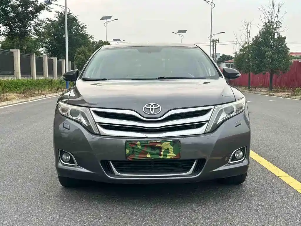 Toyota Venza (Import) — миниатюра 3