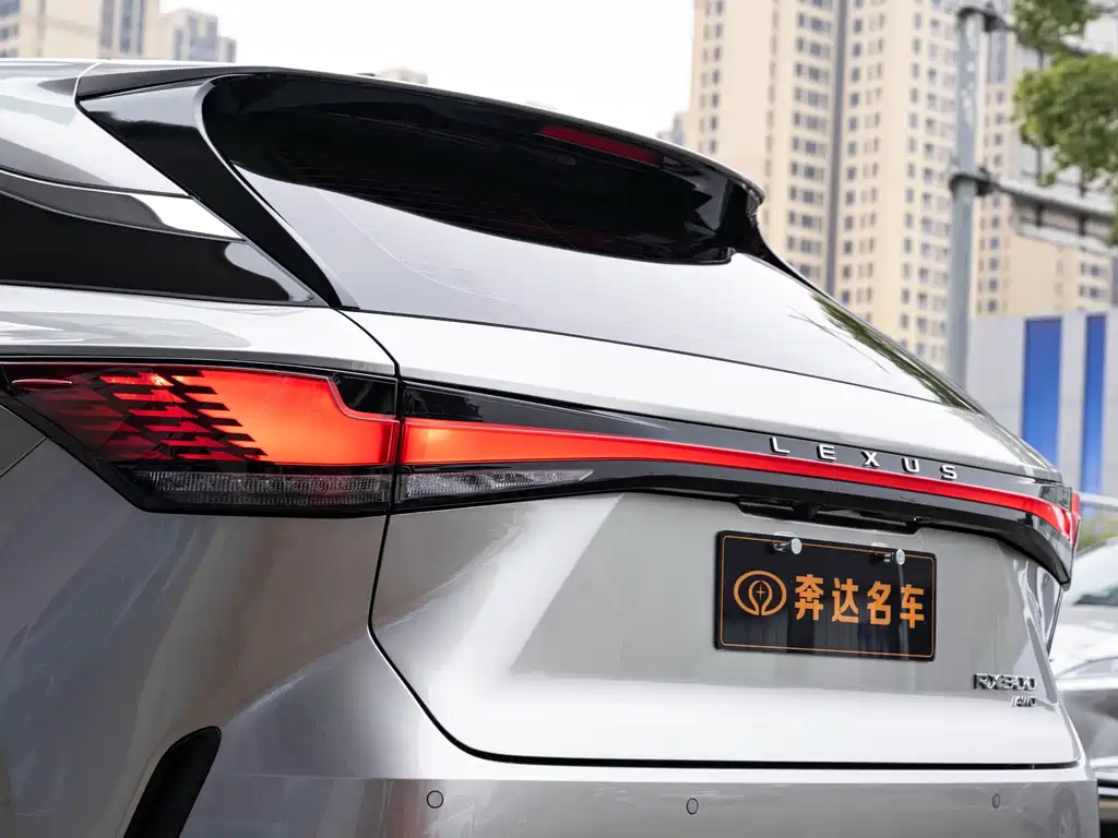 Lexus RX 2025 300