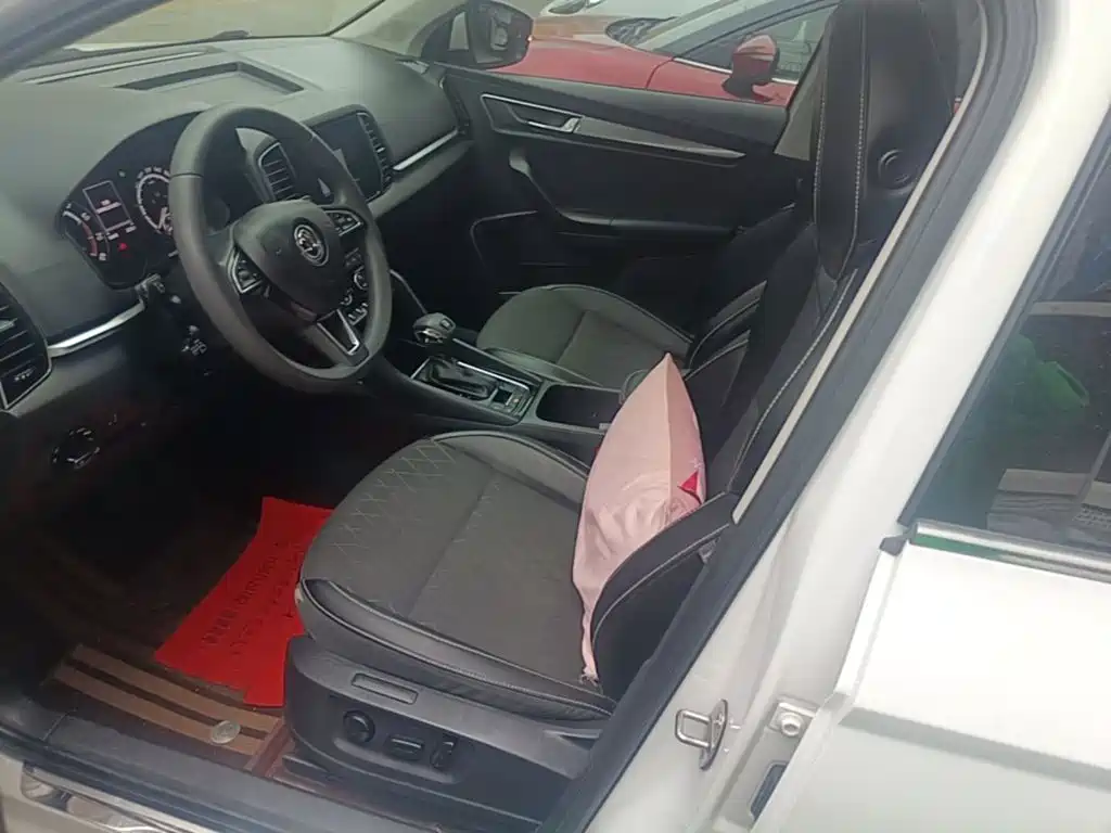 Skoda Karoq — миниатюра 15