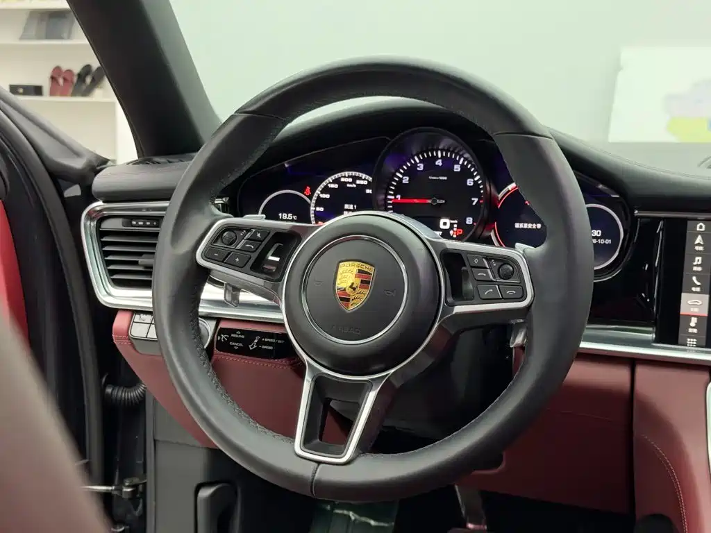 Porsche Panamera — миниатюра 14