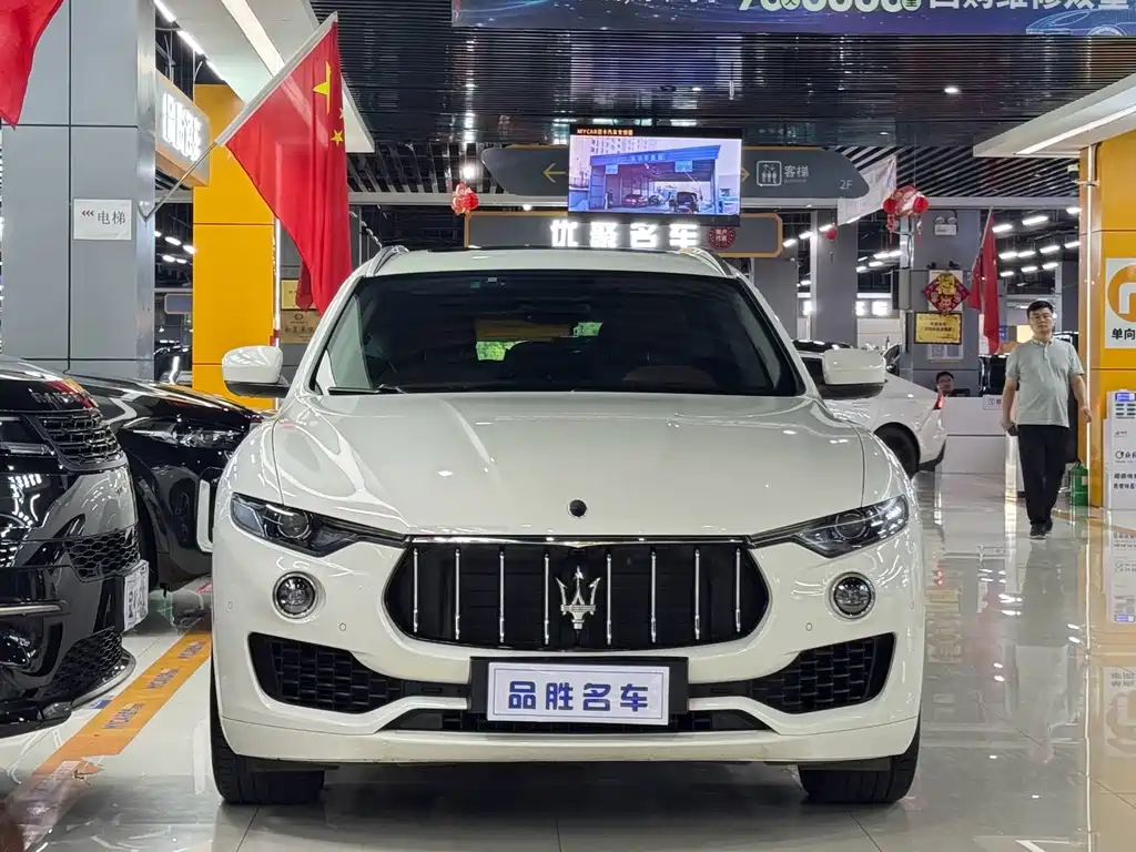 Maserati Levante — миниатюра 2