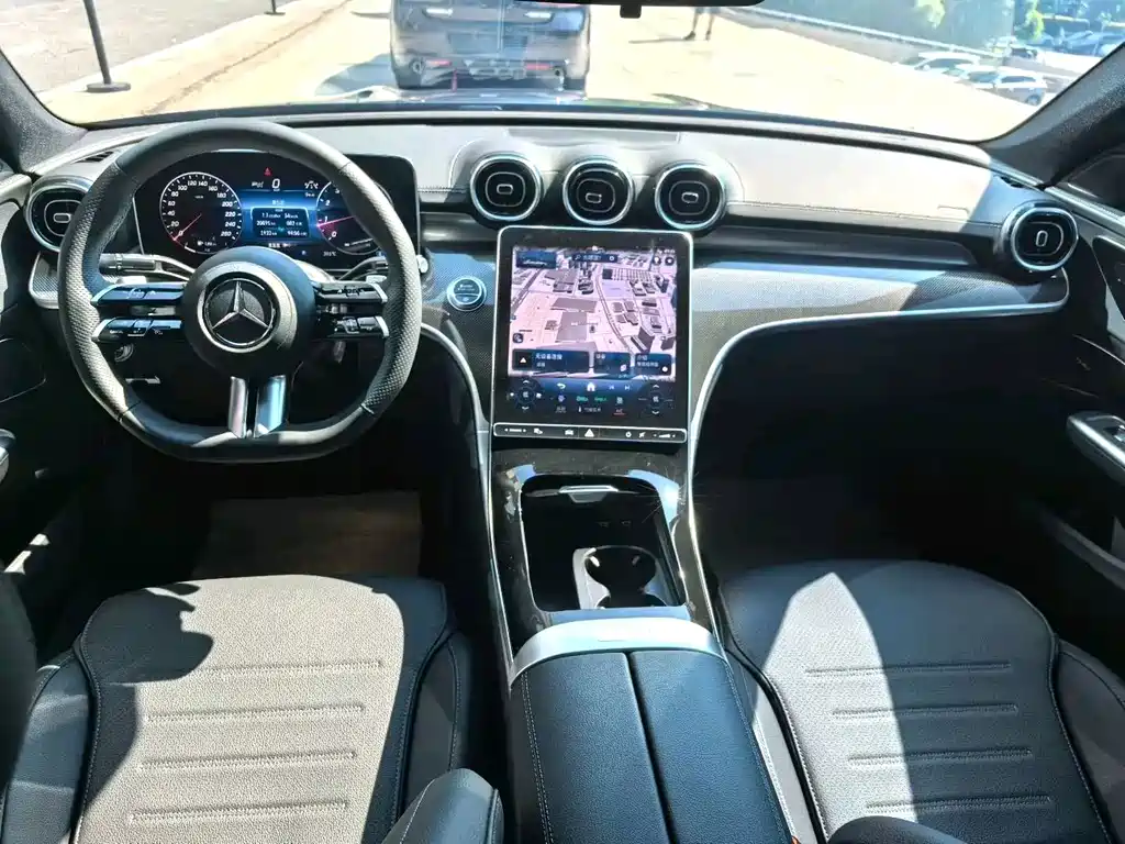 Mercedes-Benz C-Class — миниатюра 3