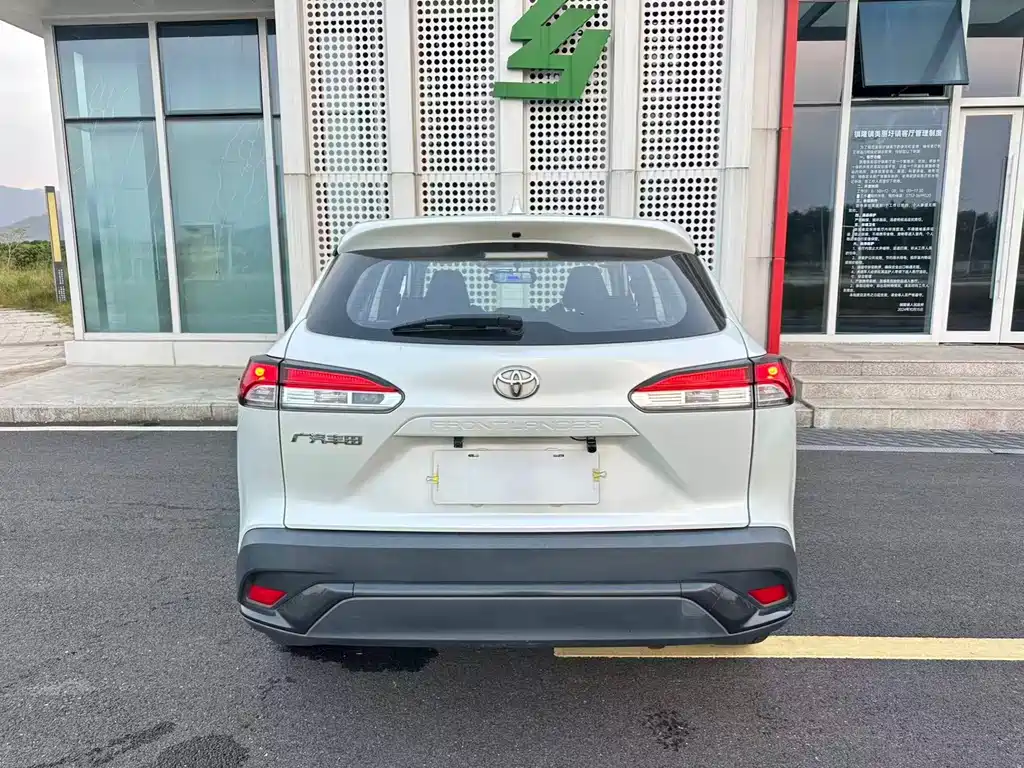 Toyota Frontlander — миниатюра 6