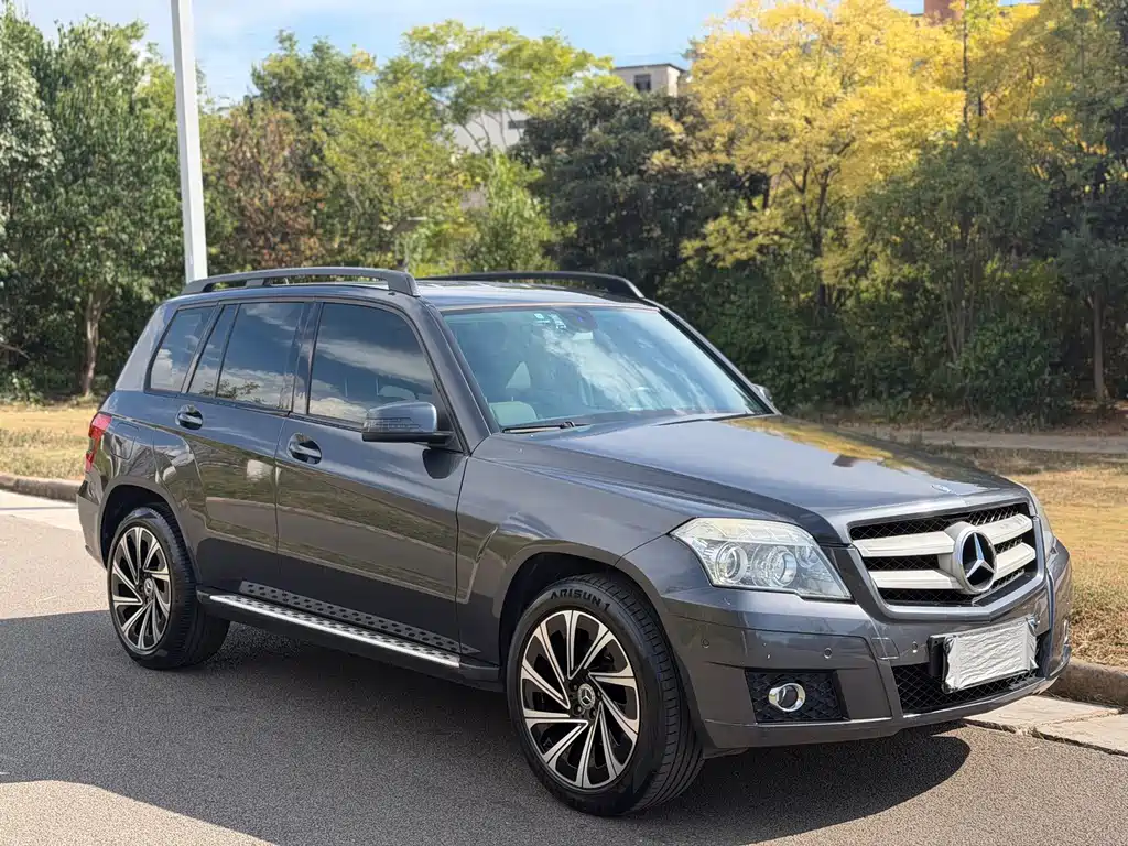 Mercedes-Benz GLK-Class (Import) — миниатюра 3