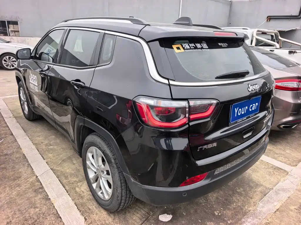 Jeep Compass — миниатюра 4
