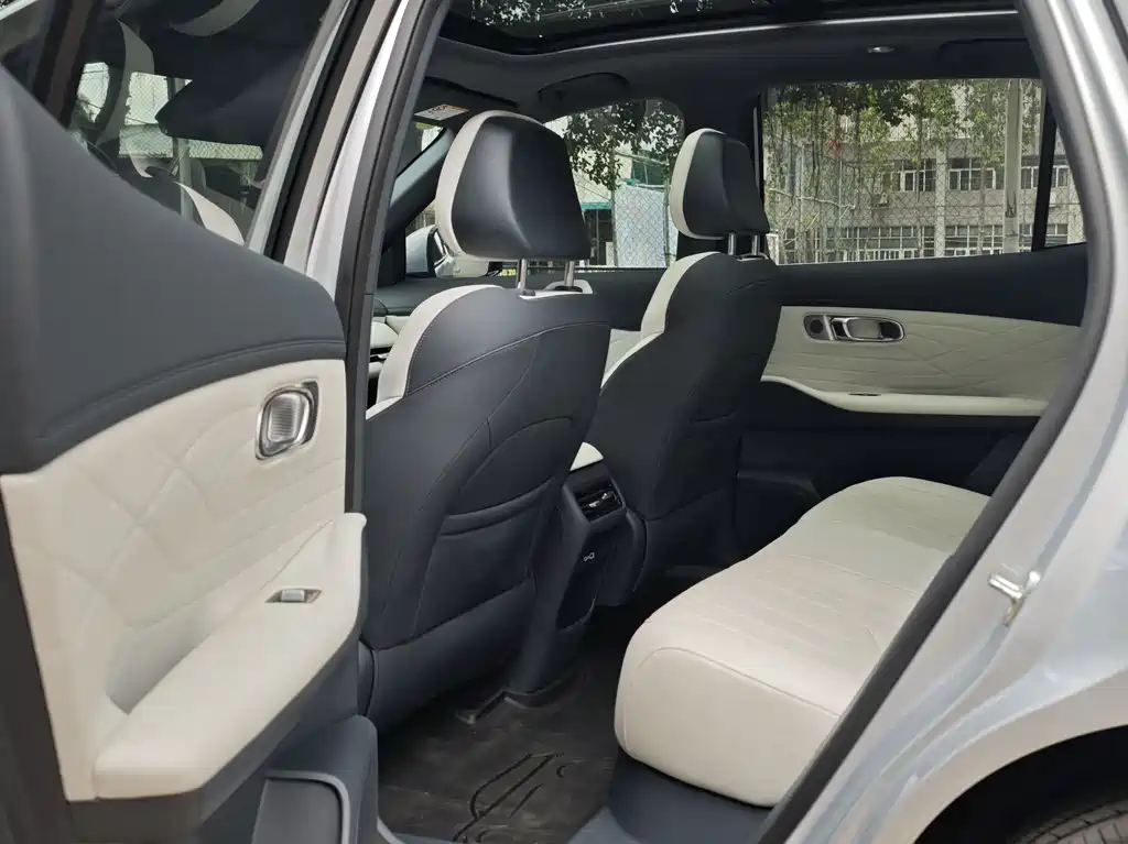 Geely Galaxy Galaxy 7 7 2025 120km