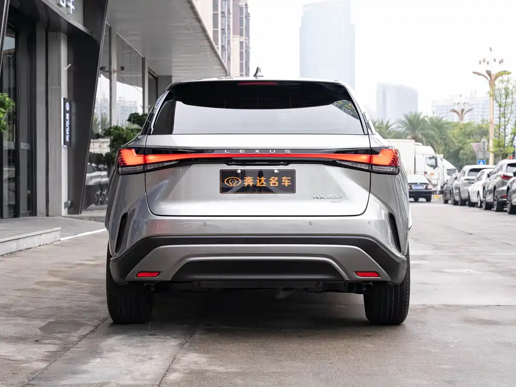 Lexus RX 2025 300