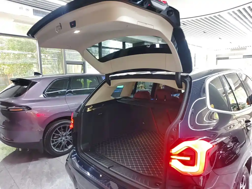 BMW X3 — миниатюра 19