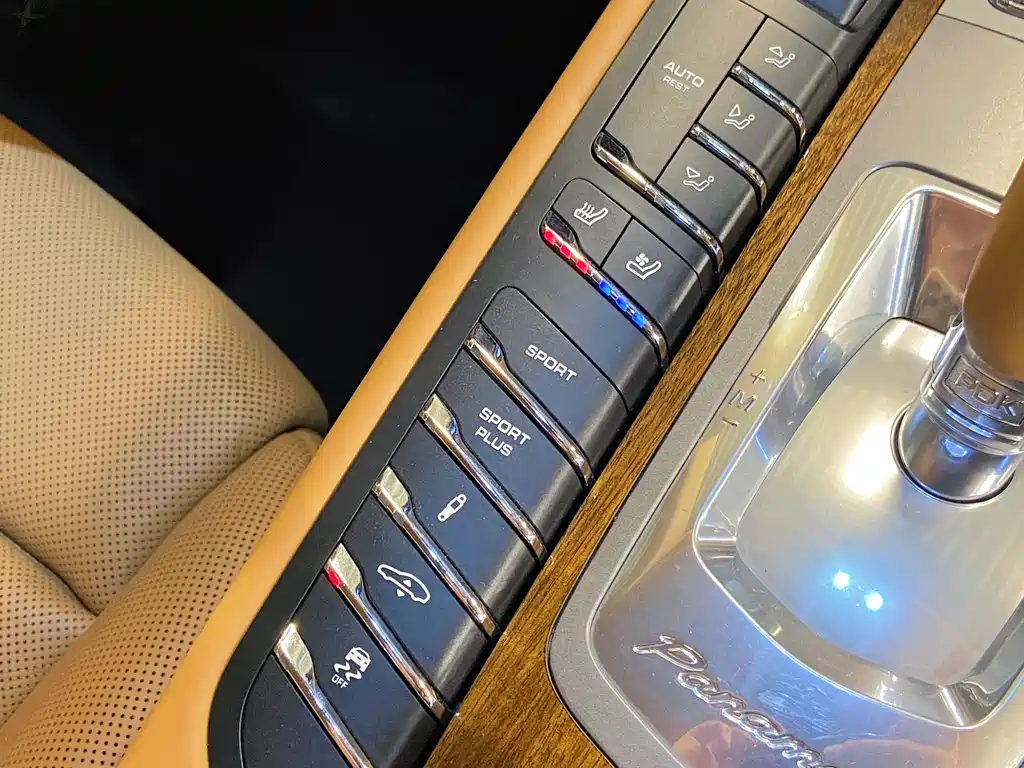 Porsche Panamera — миниатюра 12