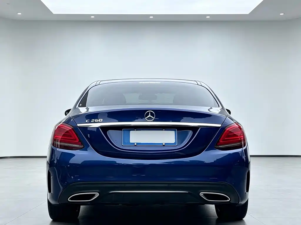 Mercedes-Benz C-Class — миниатюра 4