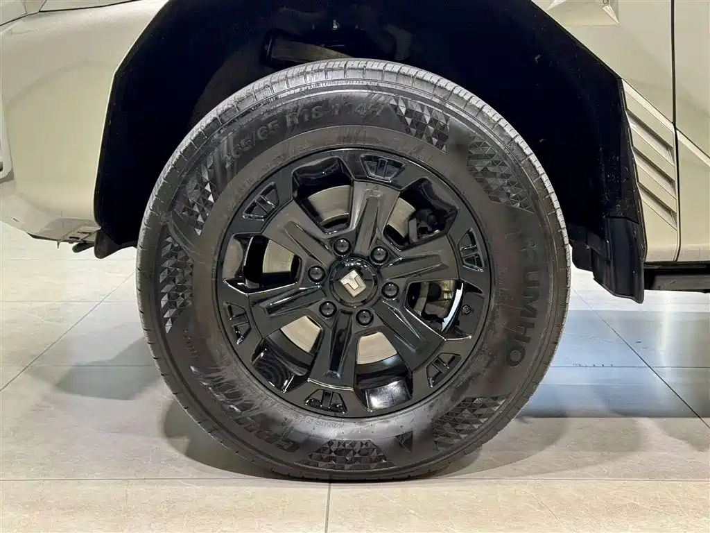 TANK TANK 400 NEW ENERGY