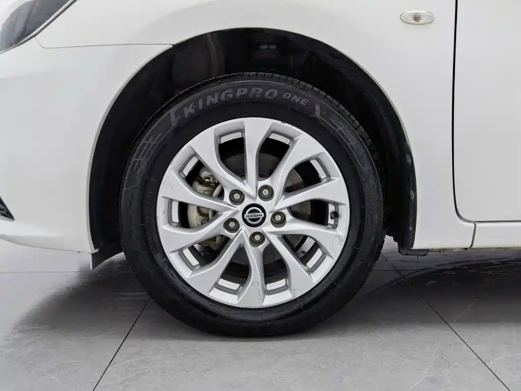Nissan Sylphy — миниатюра 17