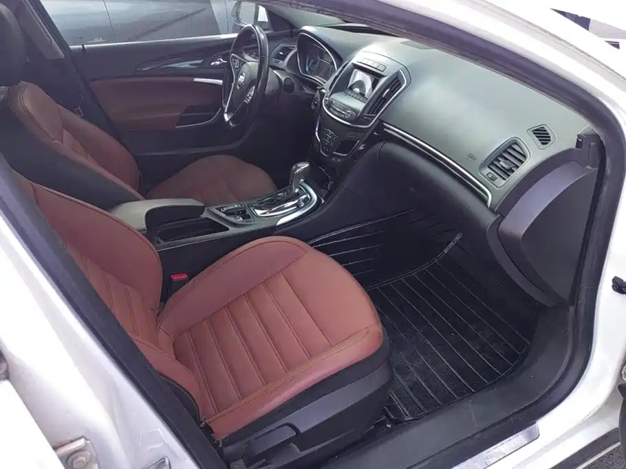 Buick Regal — миниатюра 8
