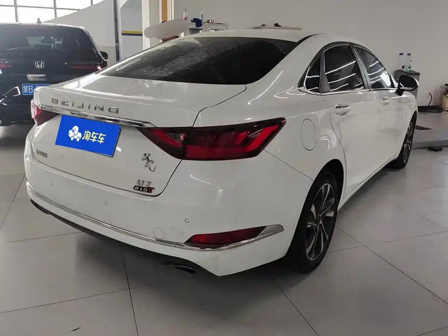 BAIC U7 — миниатюра 3