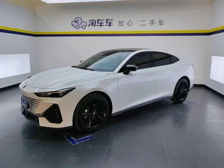 Changan UNI-V 2024