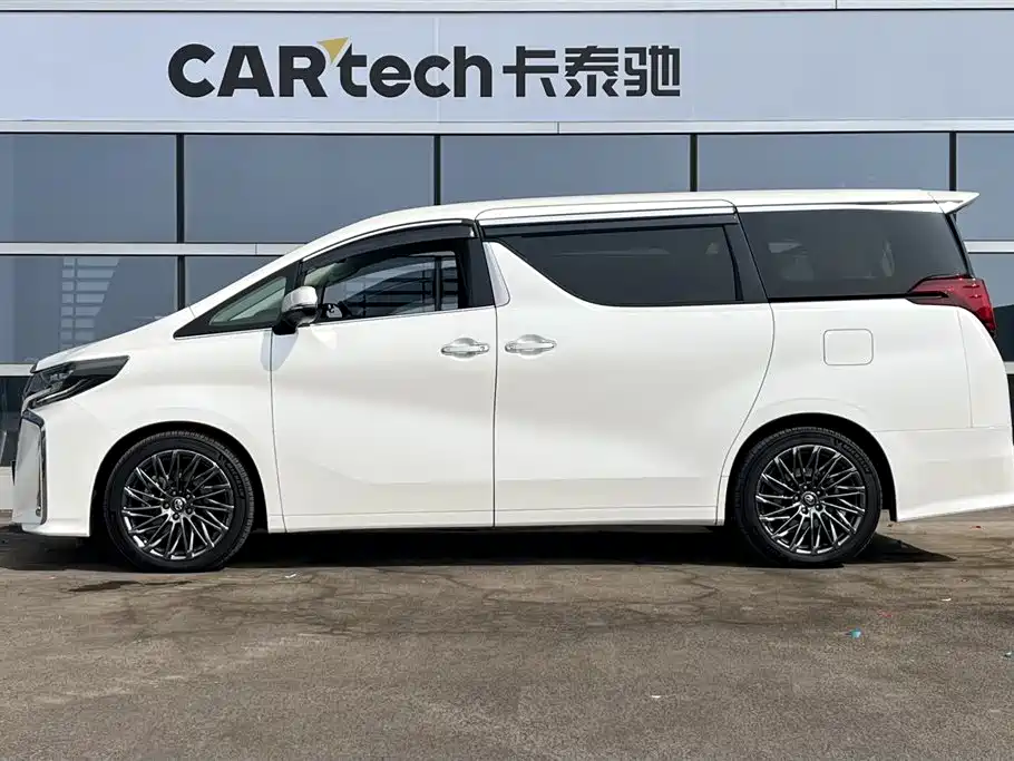 Toyota Alphard 2015 3.5L Luxury