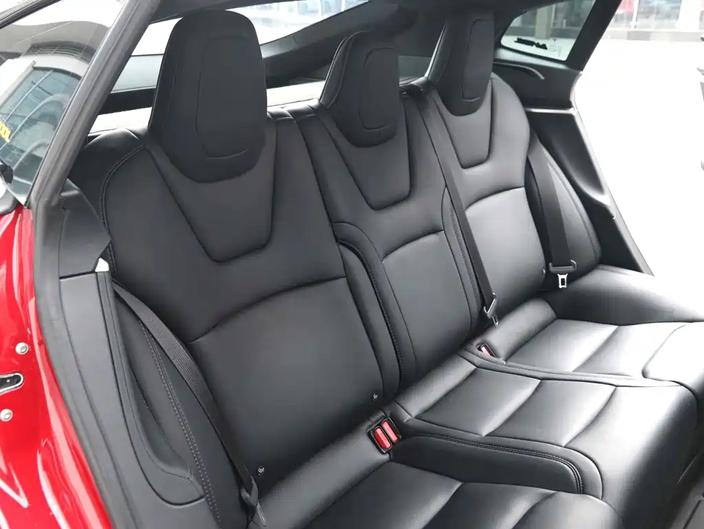 Tesla Model S — миниатюра 6