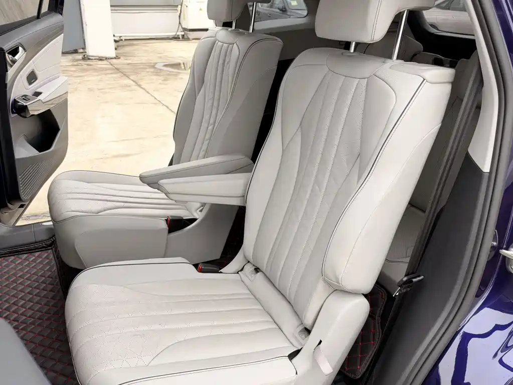 Volkswagen ID.6 X — миниатюра 6
