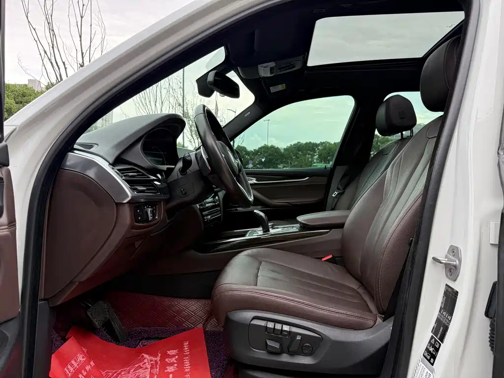 BMW X5 (Import) — миниатюра 7