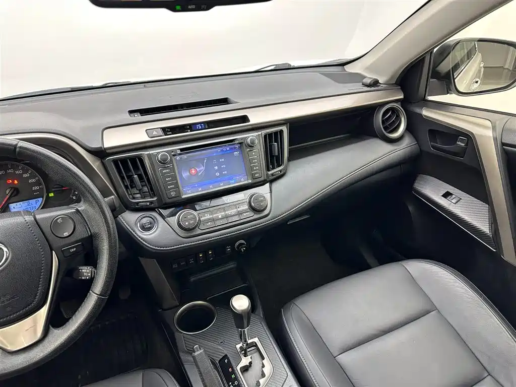 Toyota RAV4 — фотографии объявления, Фото 14