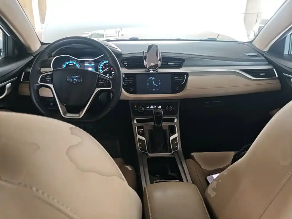 Geely Emgrand — миниатюра 10