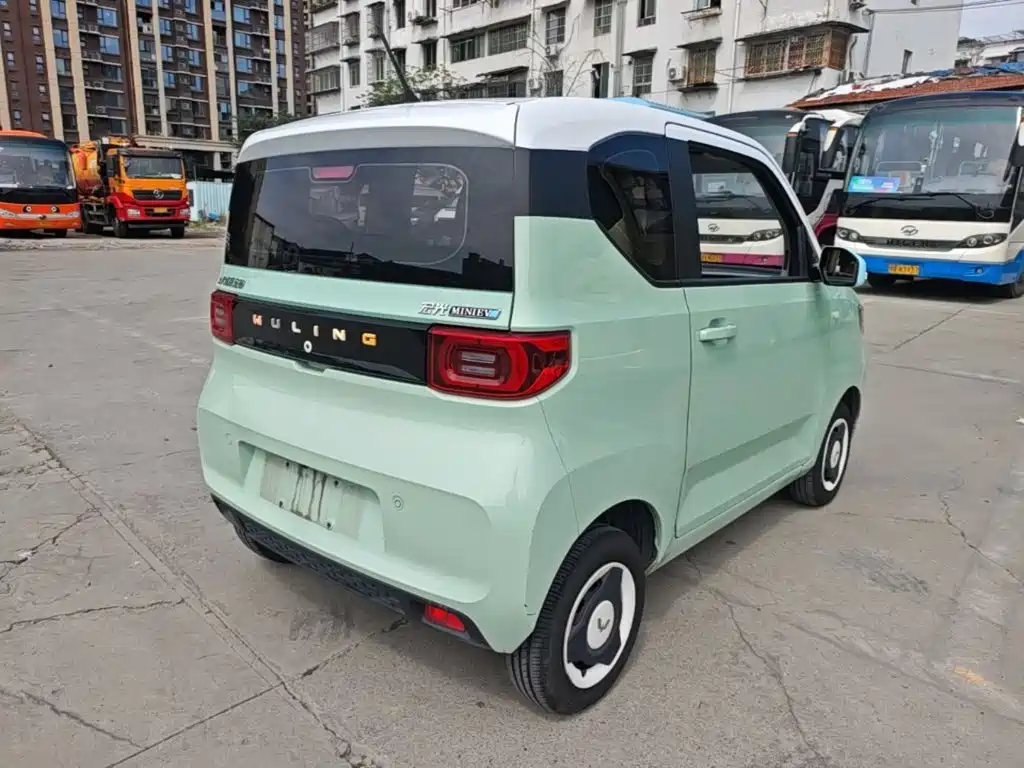 Wuling MINIEV — миниатюра 7