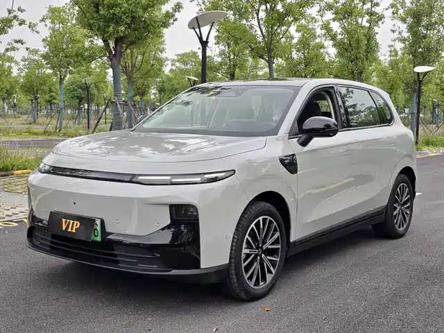 2025 Leapmotor B10