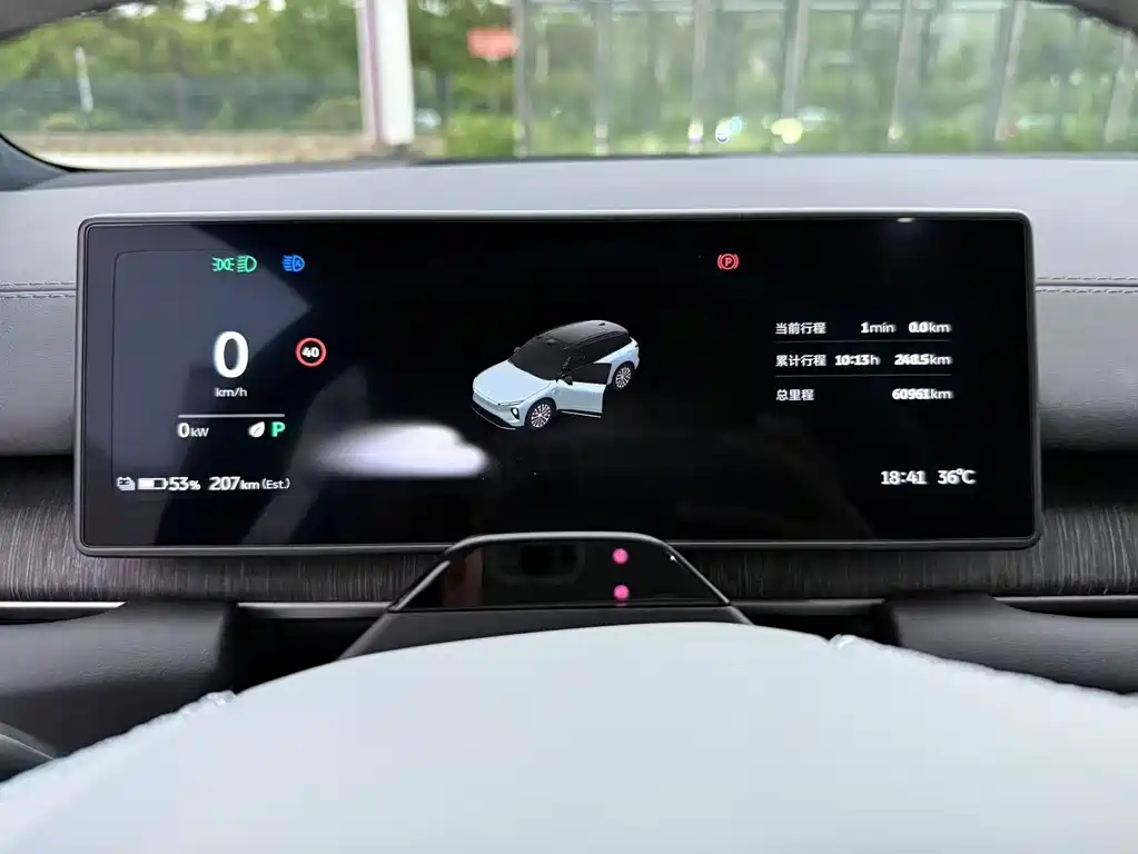 NIO ES6 — миниатюра 6