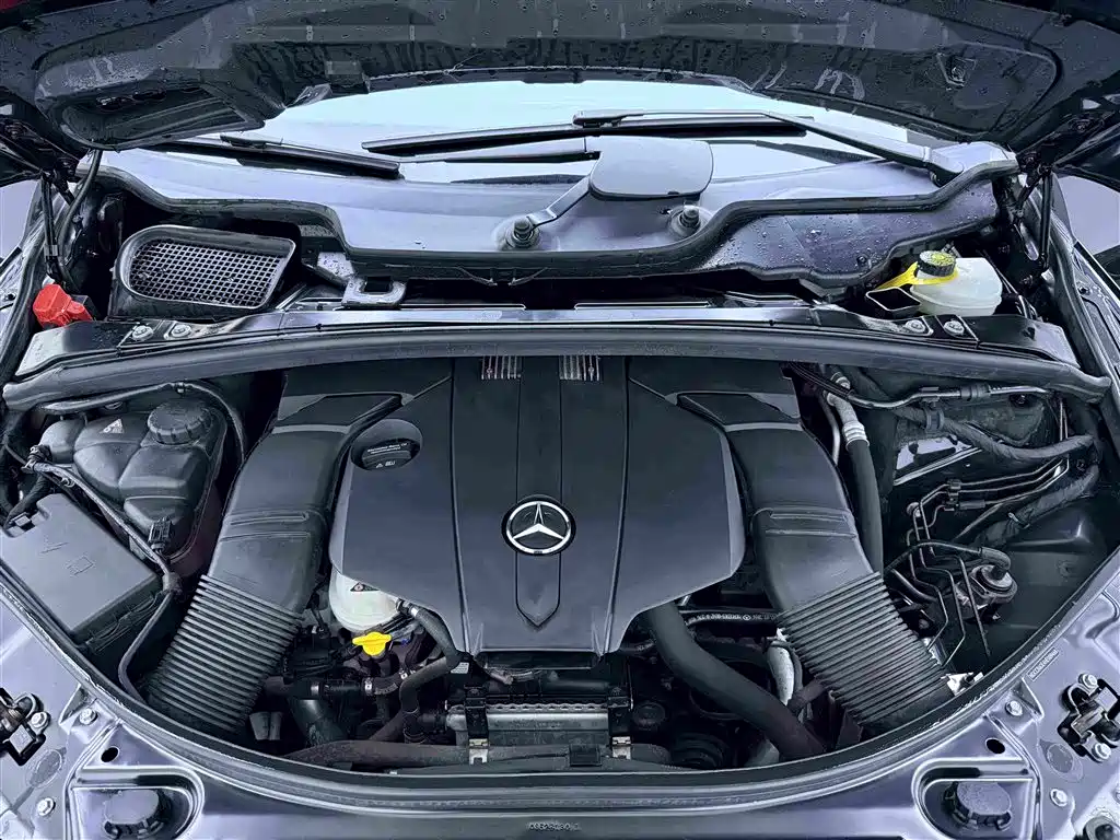 Mercedes-Benz R-Class — миниатюра 20