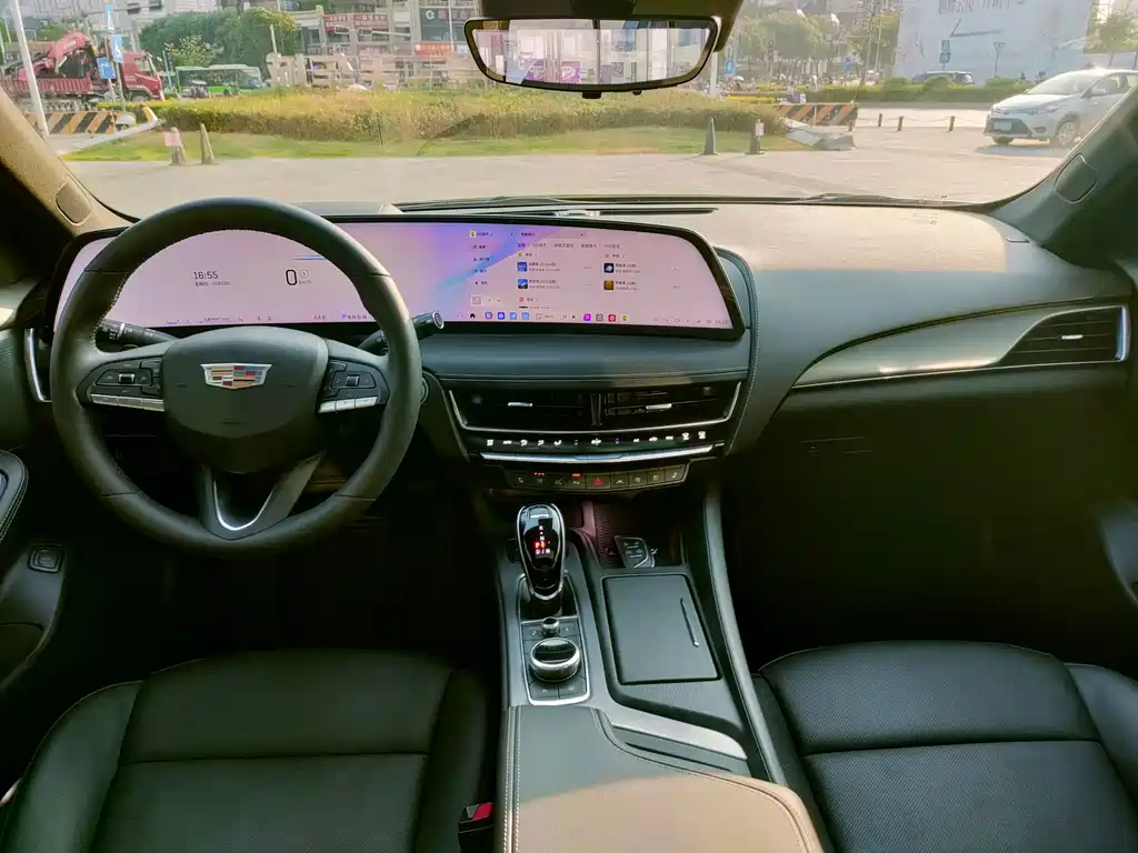 Cadillac CT5 — миниатюра 28