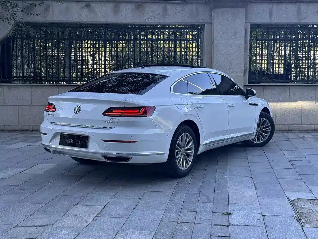Volkswagen CC — миниатюра 3
