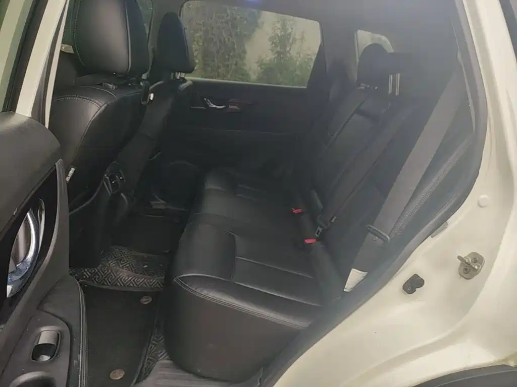 Nissan X-Trail — миниатюра 17