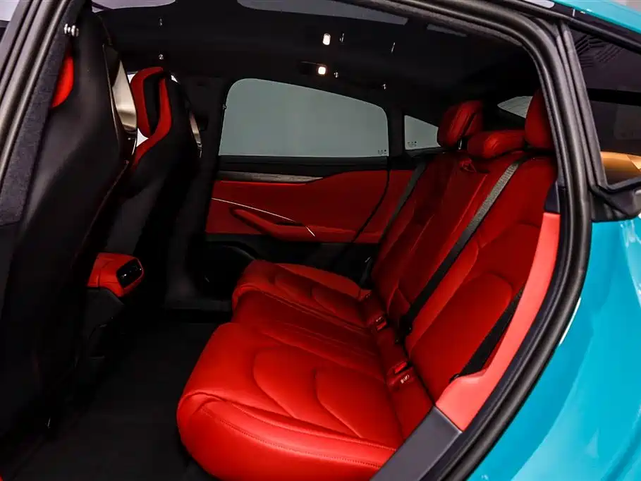 XIAOMI CAR XIAOMI SU7