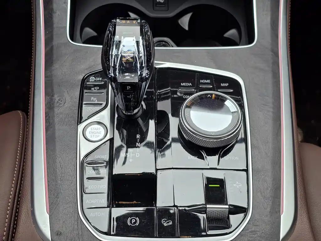 BMW X5 (Import) — миниатюра 10