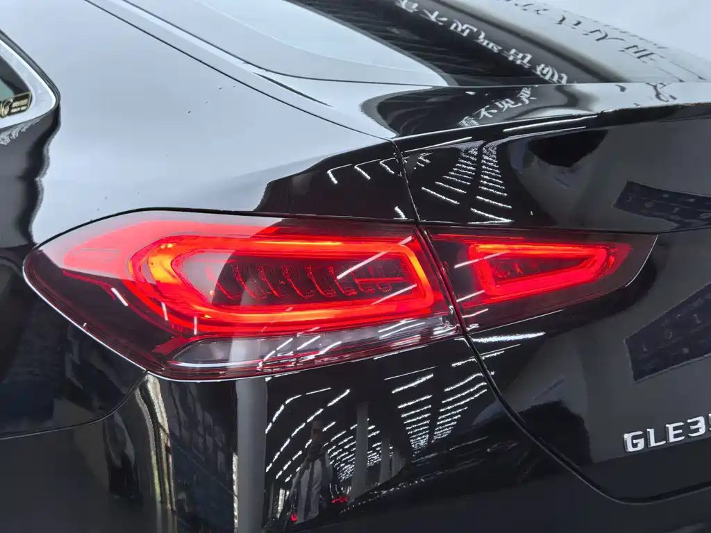 Mercedes-Benz GLE Coupe — миниатюра 13