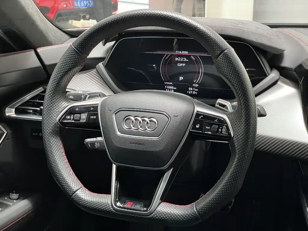 Audi e-tron GT — фотографии объявления, Фото 14